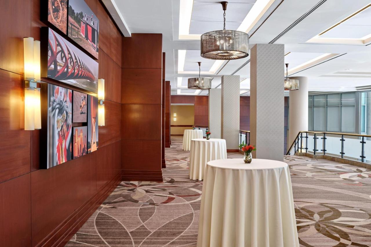 Sheraton Suites Calgary Eau Claire Exterior foto