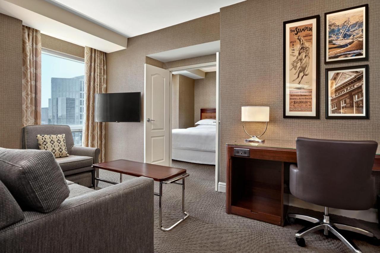 Sheraton Suites Calgary Eau Claire Exterior foto